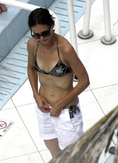 //katie holmes bikini skin and bones