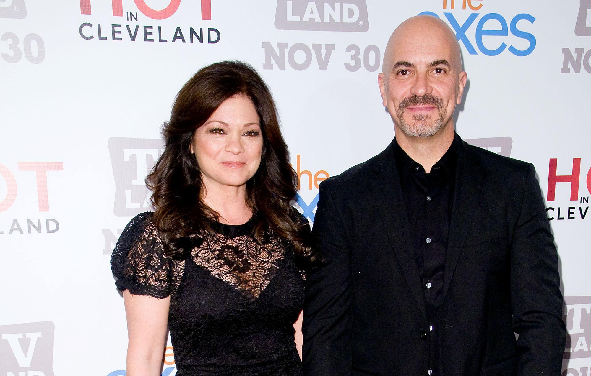 valerie bertinelli reaches divorce settlement ex husband tom vitale  support