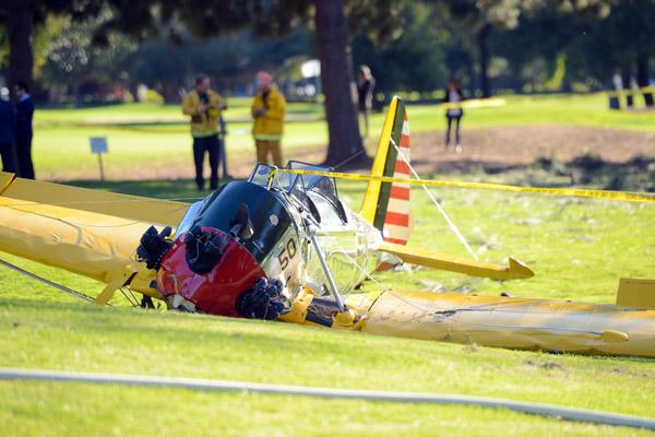 //harrison ford plane crash details