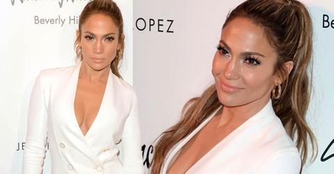 //jennifer lopez boobs cleavage drake dating rumors pp