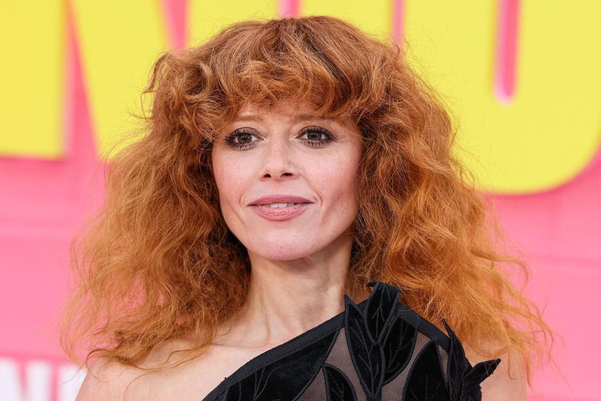 Natasha Lyonne appeared to slur her speech while moderating a 'Jail Time Records' panel alongside Dione Rocha and Steve Hapi.