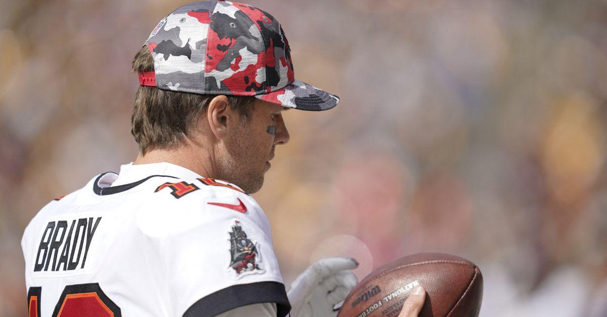 Gisele Bundchen and her kids root for husband Tom Brady in Tampa Bay Buccaneers  jerseys