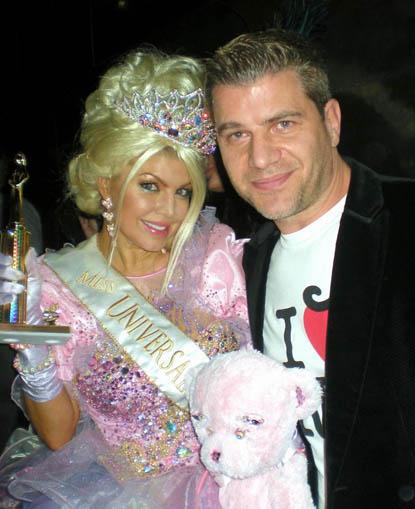 //fergie_and_tom_murro_heidi_klim_th_halloween_in_nyc