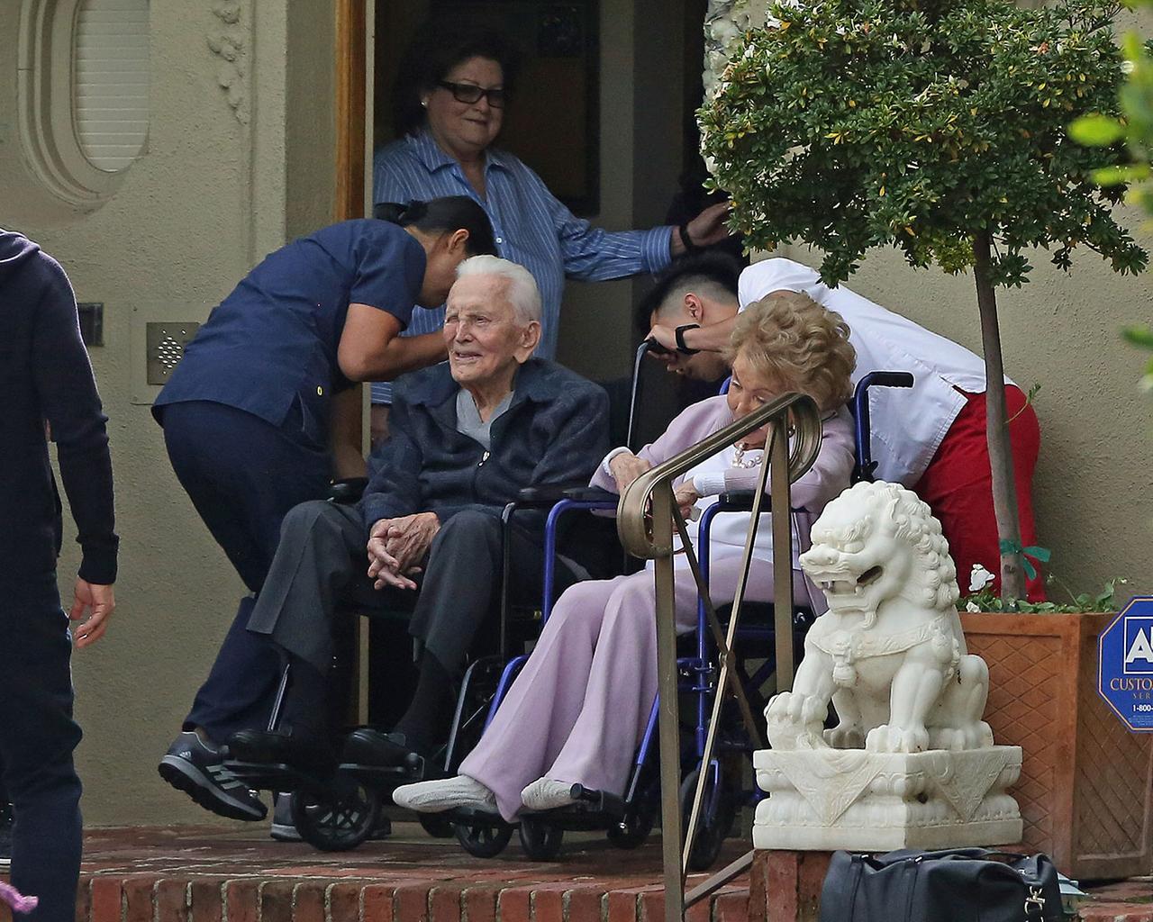 Kirk Douglas Has 102 Birthday Celebration With Wife, Family & Friends