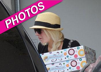 //lindsaymuffins_ _splash_news