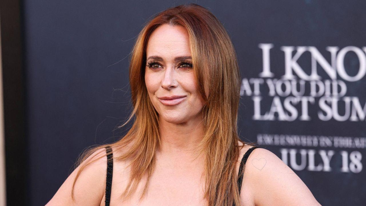 A photo of Jennifer Love Hewitt