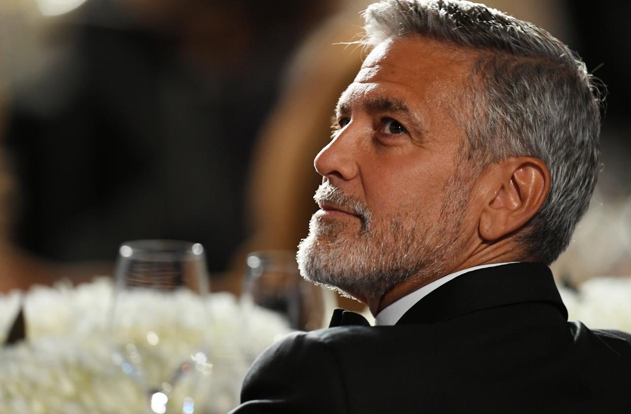 George clooney amal divorce flees island hideaway bans actor sardina villas