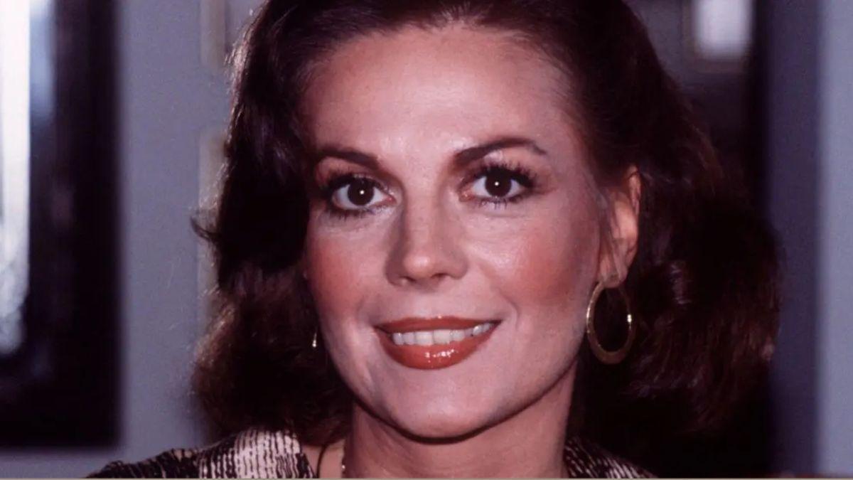 According to the podcast, 'Fatal Voyage 'Rebel Without a Cause'' marked a turning point in Natalie's career