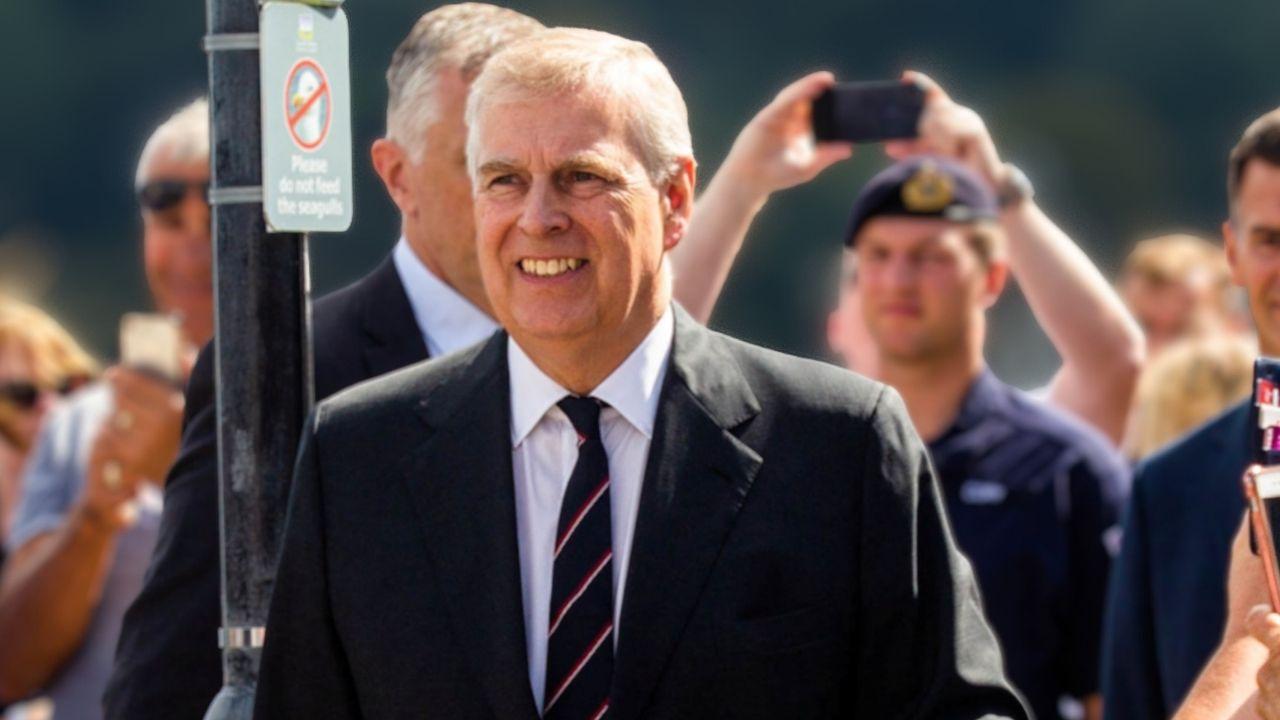 Photo of Andrew Windsor