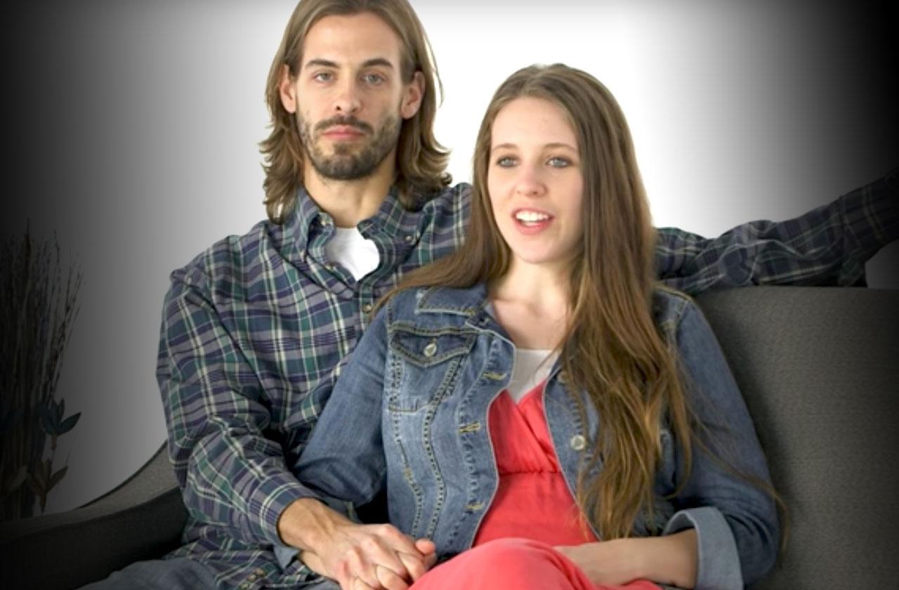 Jill Duggars Husband Derick Dillard Shuts Down Fundraiser After Backlash