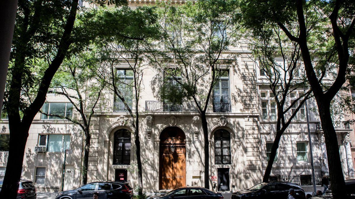 Photo of Jeffrey Epstein townhouse
