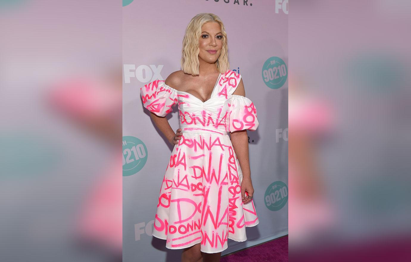 Tori Spelling Hits Red Carpet With Jennie Garth Amid Money Woes