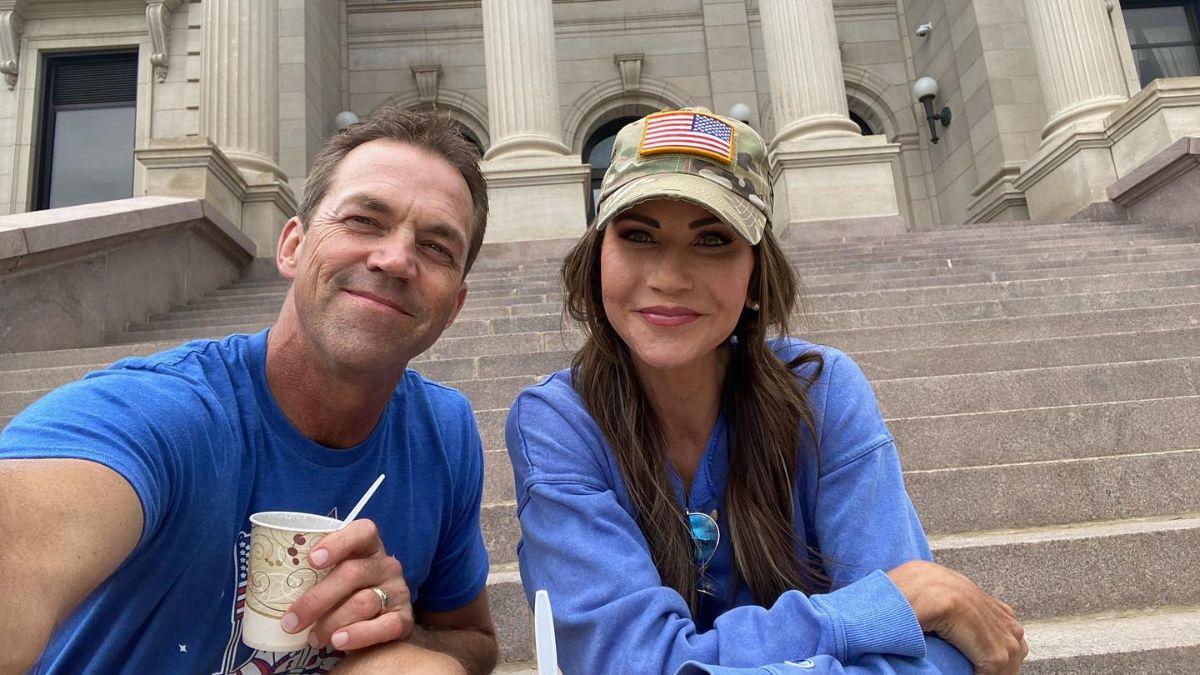 Photo of Bryon and Kristi Noem