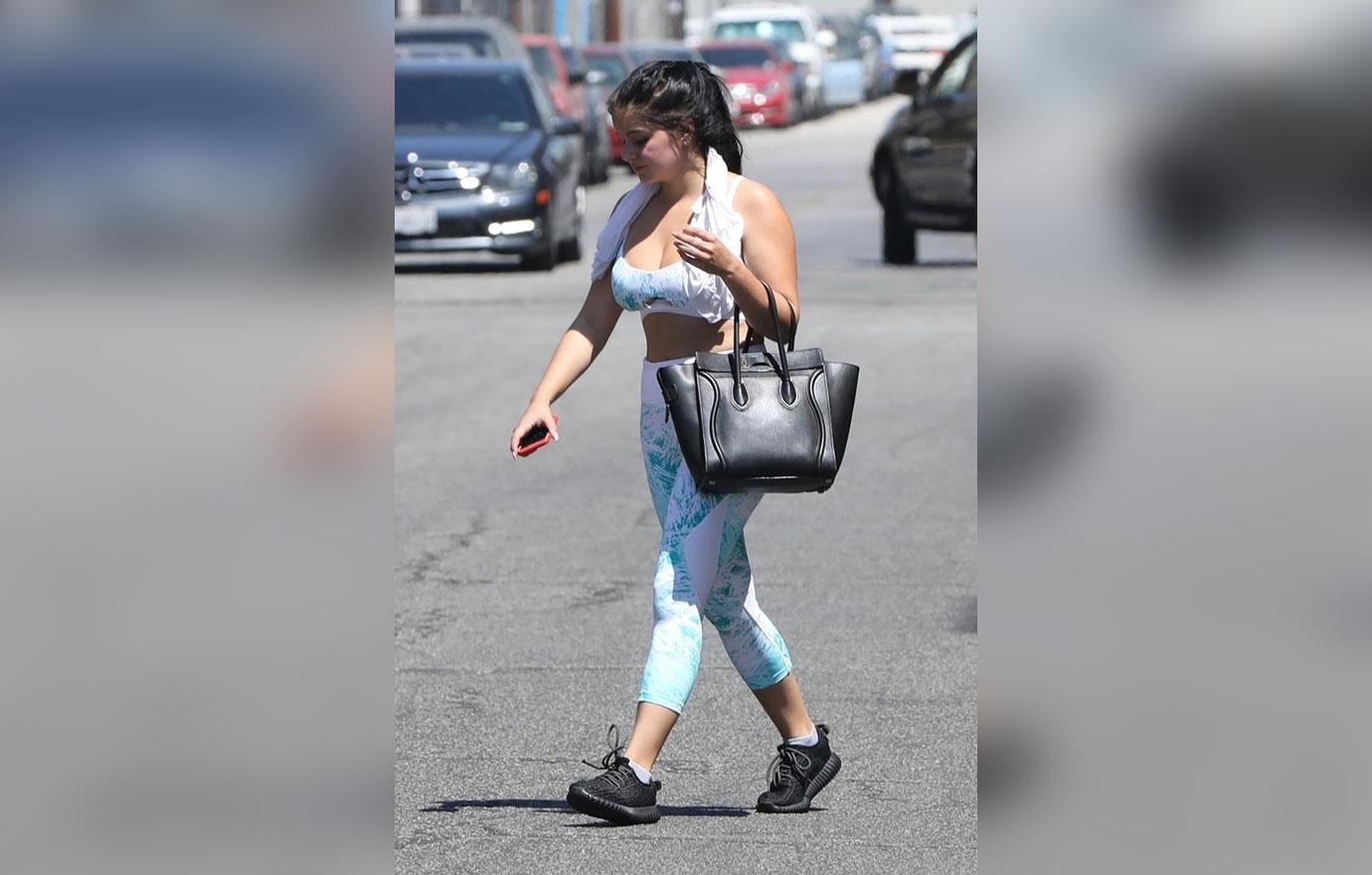 Ariel Winter Suffers Nip Slip In Sports Bra At Gym