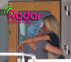 //ef_seacrest_b_gr__ _