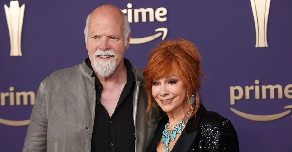 photo of Reba McEntire and Rex Linn