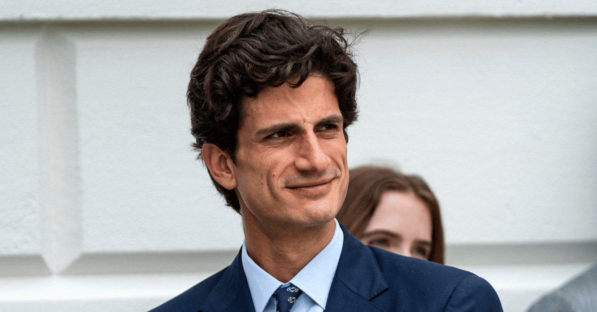 Kennedy Family Backing Away From ‘Embarrassing’ Jack Schlossberg