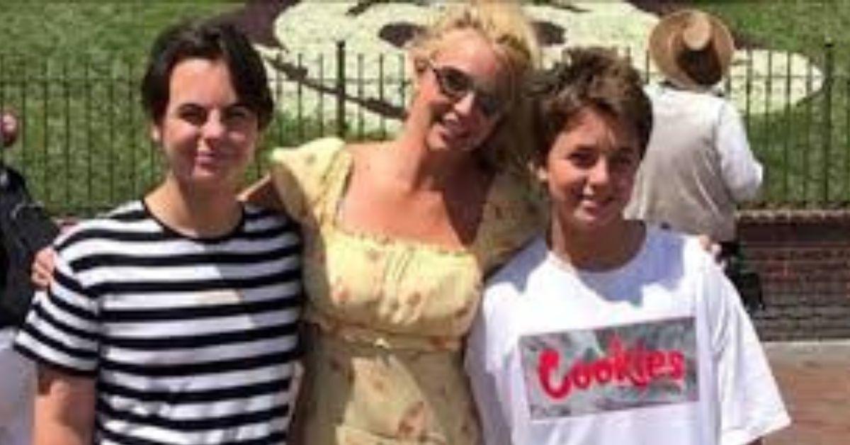 britney spears cash crisis style she cant afford
