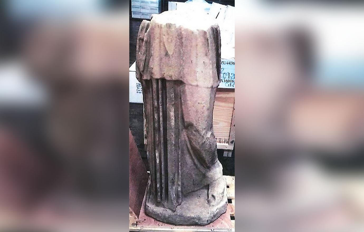 feds question kim kardashian smuggled illegally exported ancient roman sculpture r