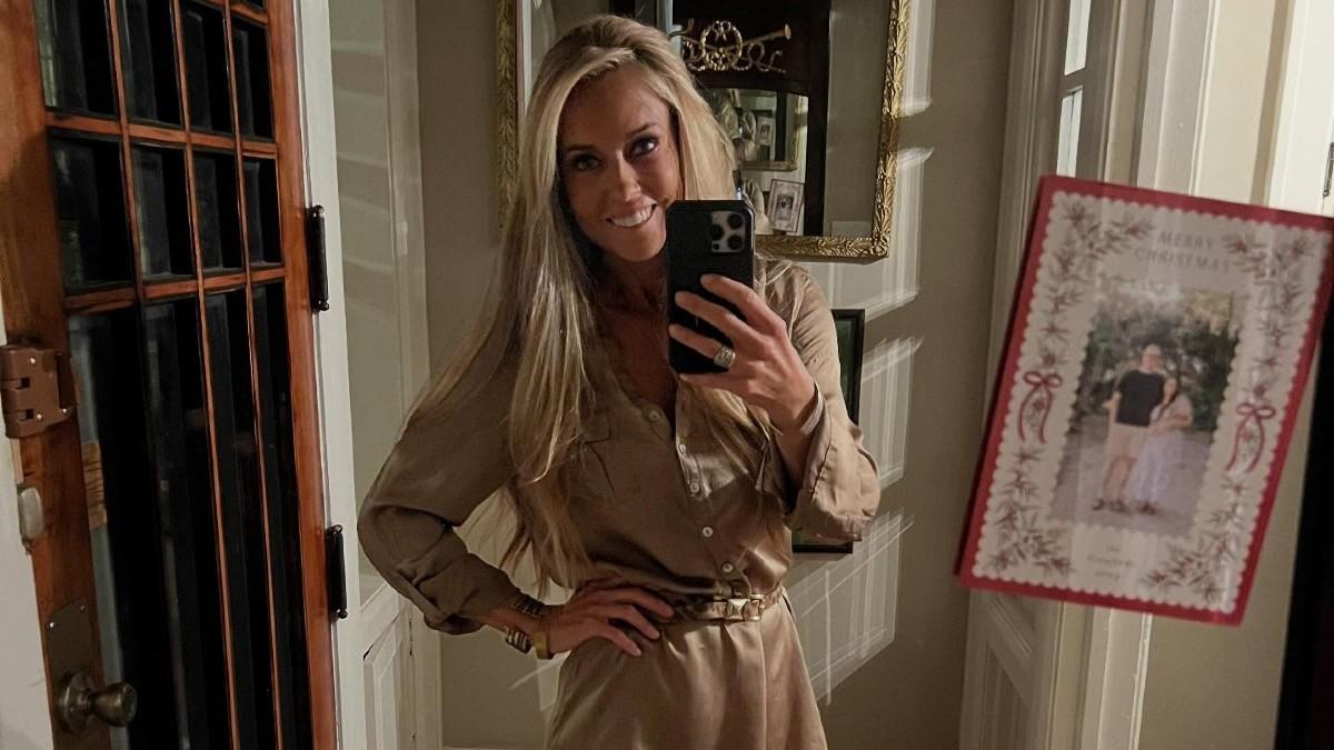 Photo of Nicole Curtis