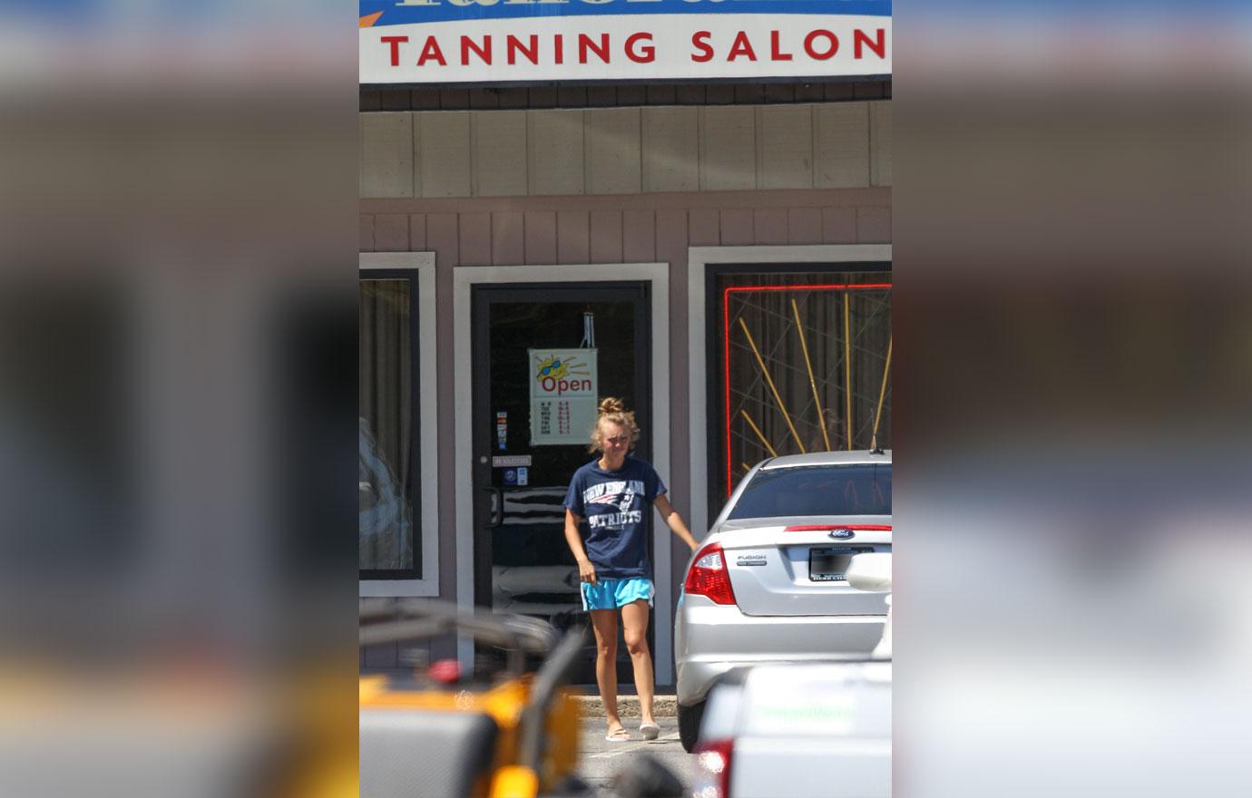 Michelle Carter Guilty Verdict Teen Text Murder Tanning Salon 