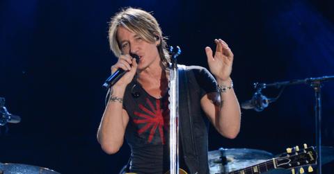 keith urban vegas residency overshadowed by garth brooks