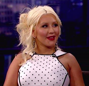 //ng_christina_aguilera__w__