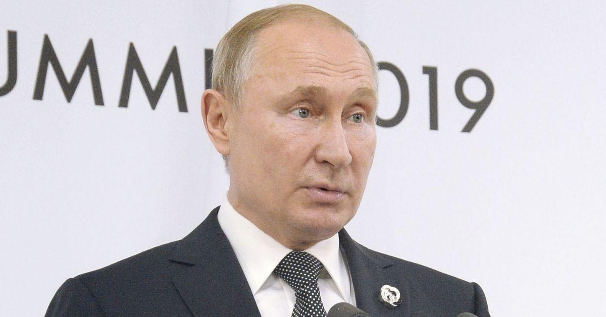 Vladimir Putin Slurs & Stutters Through WW3 Warning Speech