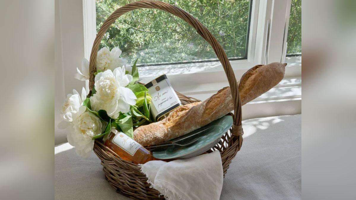 Photo of As Ever Garden Tea Box