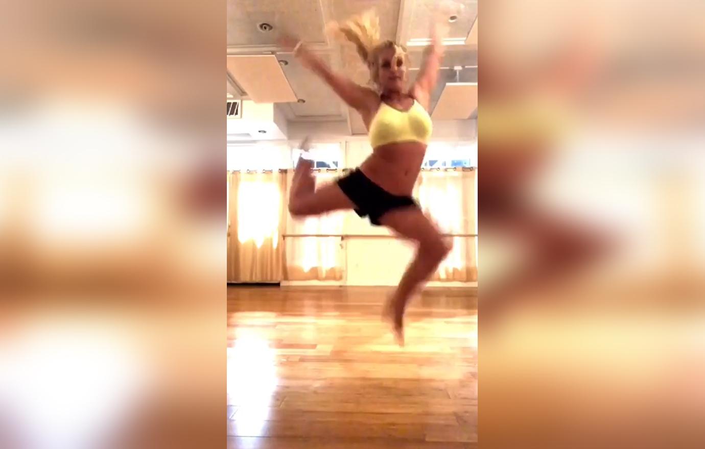 Britney Spears Bizarre Dance Moves amid conservatorship drama