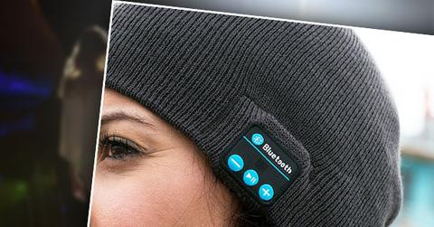 //store post pic background beanie