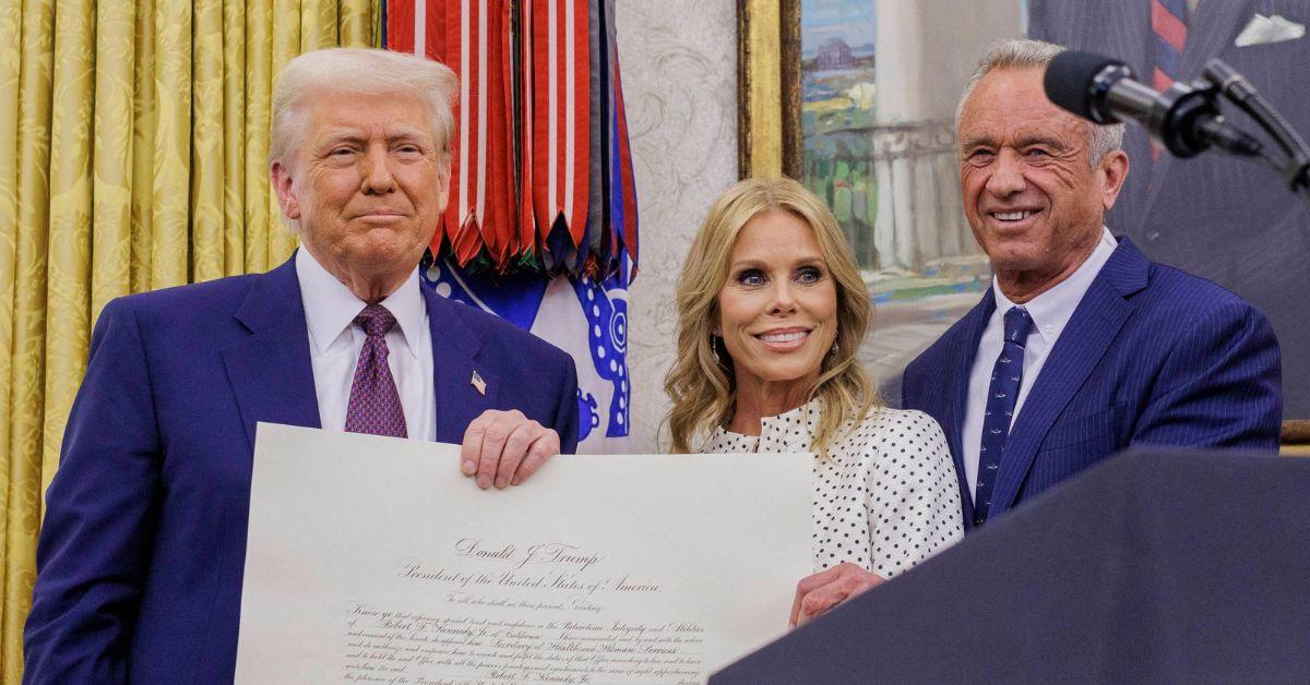picture of Cheryl Hines, Donald Trump and Robert F. Kennedy Jr