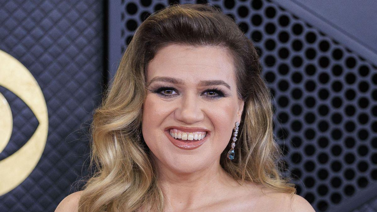 Image of Clarkson is focusing on her children after the death of her ex-husband, Brandon Blackstock.