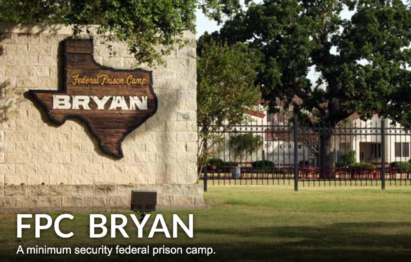 holmes federal bryan prison