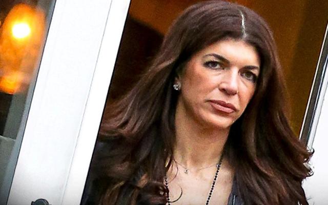 Teresa Giudice Not Allowed To Go Out At Night Check In Prison Officials