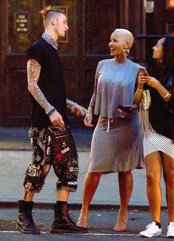 Amber Rose With Bad Boy Boyfriend Machine Gun Kelly