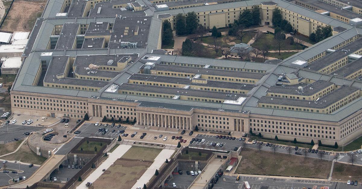 pentagon lockdown active shooter several injured