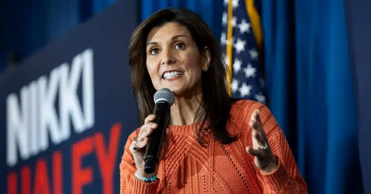 nikki haley trump comments on alexei navalny moments after rival calls him silence putin weak in knees