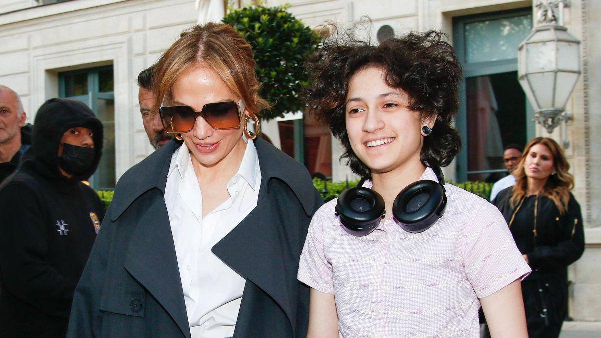 Photo of Emme Maribel Muñiz, Jennifer Lopez