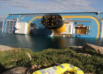 //costa concordia passengers compensation splash