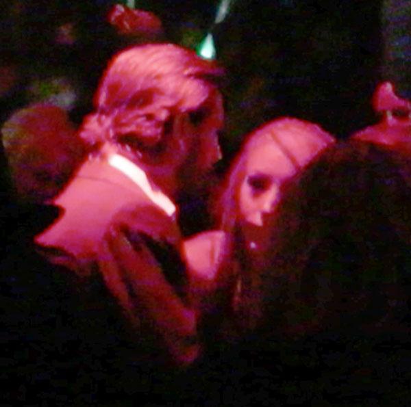 Scott Disick Kissing Mystery Woman At Nightclub After Breakup With Kourtney Kardashian