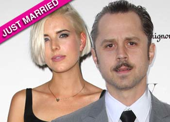 //ribisi married deyn wenn