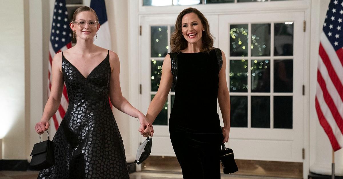 Photo of Jennifer Garner and Violet Affleck