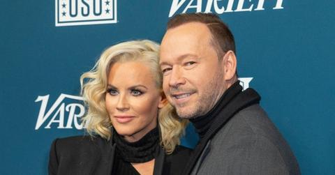 picture of Jenny McCarthy and Donnie Walhberg