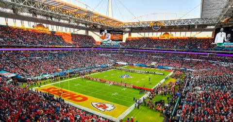 superbowl stadium pic