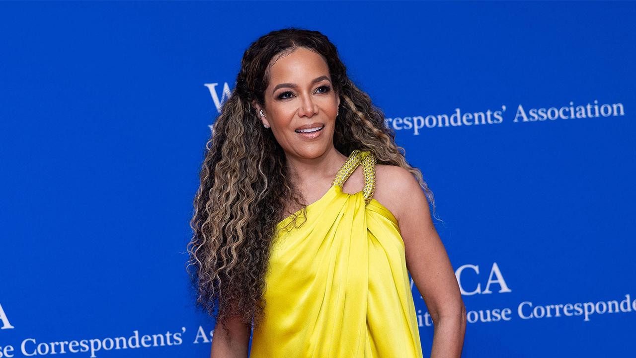 Sunny Hostin revealed she was once a holdout juror.