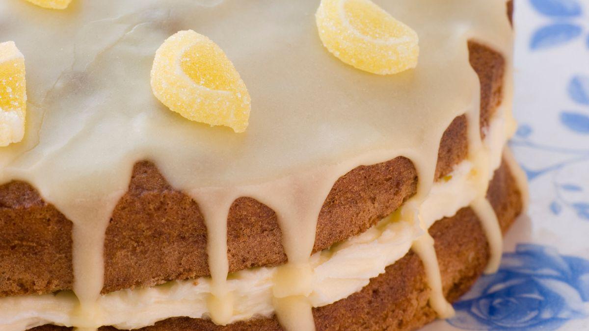 Photo of lemon drizzle cake