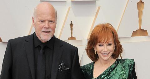 reba mcentire annoyed boyfriend rex confidence