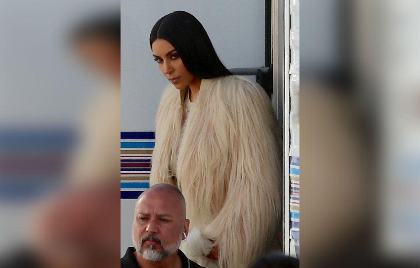 //kim kardashian sheer dress butt oceans eight