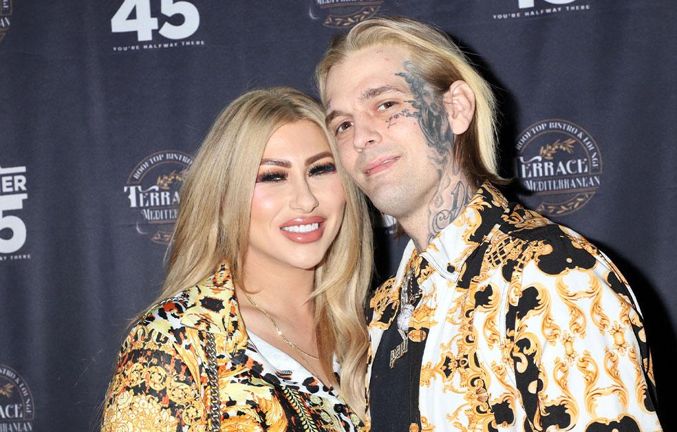 aaron carter fiancee melanie martin hires lawyer estate  son prince sister angel